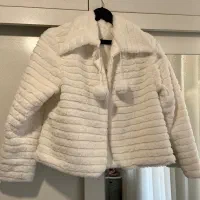 کت و شنل عروس