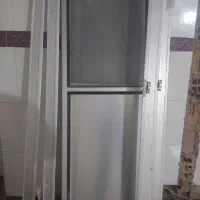 در آلومینیومی سرویس بهداشتی و حمام
