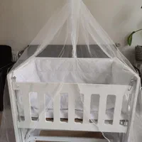 تخت گهواره ای نوزادی