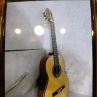 گیتار سولیست|گیتار، بیس، امپلیفایر|قم, انسجام|دیوار