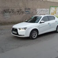 دنا پلاس اتوماتیک، مدل ۱۴۰۱