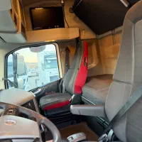 ولوو۵۰۰ باری ۸ چرخ مدل ۲۰۱۹|خودرو سنگین|سنندج, |دیوار