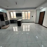 ۷۹ متر/فول امکانات/گل طبقات/غرق نور/زیر قیمت منطقه