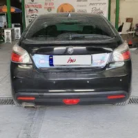 ام‌جی ۶ GT مشکی داخل مشکی