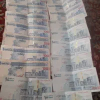 اسکناس امضا قرمز