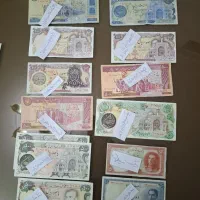 تعدادی اسکناس قدیمی