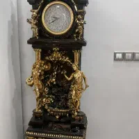 ساعت ایستاده آبنما