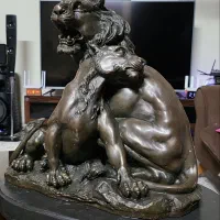 جدال گوزن ها هونگ مجسمه برنزی