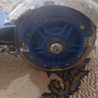 اسکوتر|دوچرخه، اسکیت، اسکوتر|بروجن, |دیوار