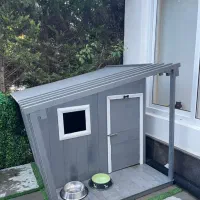 خونه سگ با چوب نراد