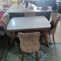 میز ناهارخوری چهار نفره