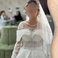 لباس عروس پوشیده