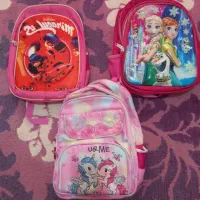 سه عدد کیف مدرسه کاملا سالم