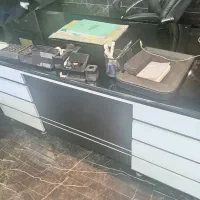 میز مدیریت و کارمندی