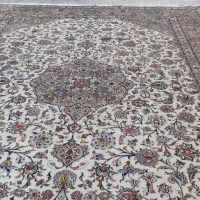 فرش دستبافت شیک کاشان ۱۵ متر زمینه کرم