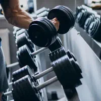 استخدام نیرو خدماتی جهت نظافت باشگاه