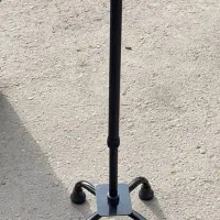 عصای چهار پایه دار