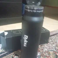 یک عدد فلاسک مسافرتی