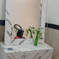 صندلی اصلاح .آینه کنسول|آرایشگاه و سالنهای زیبایی|ماهیدشت, |دیوار