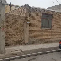 ساختمان کلنگی در ولی آباد قرچک با مجوز3 باب تجاری