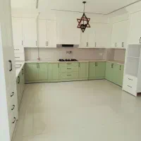 آپارتمان ۱۰۵ متر، طبقه سوم، فول، شیک