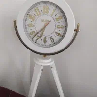 ساعت سه پایه