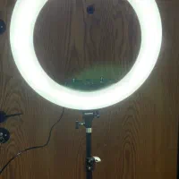 رینگ لایت حرفه ای به همراه پایه مقاوم