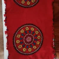 رومیزی پته گرد قرمز|پرده، رانر، رومیزی|کرمان, |دیوار