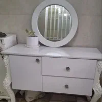 میز کار یا میز کنسول درحد نو .|بوفه، ویترین، کنسول|قوچان, |دیوار