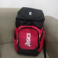 کوله ورزشی|کیف، کفش، کمربند|قم, بنیاد|دیوار