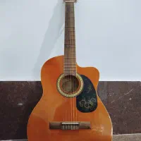 گیتار کاملا نو