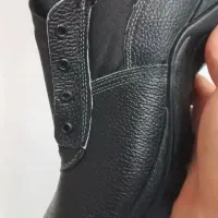 لباس کار و کفش کار