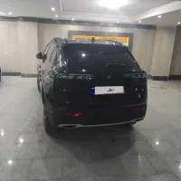 ریرا مشکی ۱۴۰۴، ‌۹۳۰۰ کار کرده