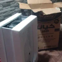 اب گرمکن دیواری تمیز و صفر|آبگرمکن، پکیج، شوفاژ|فاضل آباد, |دیوار