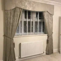 نصاب پرده. (ایاب ذهاب رایگان)در تمام نقاط مشهد‌.|پرده، رانر، رومیزی|مشهد, آزادشهر|دیوار