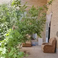 ویلایی هنرستان ۲۴۰ متر
