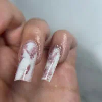 مدل برای کاشت ناخن بلند