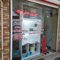 اجاره مغازه ۱۷ متری وسط شهر