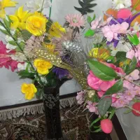 گل مصنوعی با گلدان