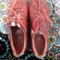 فروش یک جفت کفش چمن سایز ۴۰ یا۴۱