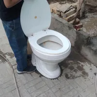 توالت فرنگی کارکرده در حد نو گلسان