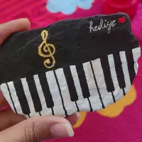 نقاشی روی سنگ