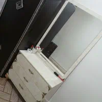 یک عددکونسل جاکفشی میز تلویزیون