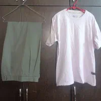 تیشرت وشلوار مردانه وتعدادی لباس و چادر زنانه