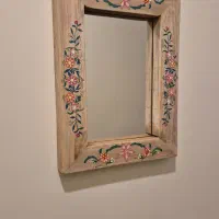 آیینه ی چوبی