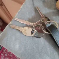 گمشده.چند تا کلید.عکس فقطد۳ تا را زدم