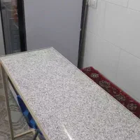 میز و نیمکت مخصوص مغازه