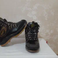 نیم بوت پسرانه هاناگل|کیف، کفش، کمربند|شیراز, ملاصدرا|دیوار