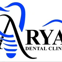 نیروی حسابدار و پذیرش خانم در کلینیک دندانپزشکی