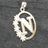 فروش طلای شیک و اجرت دار ۲۵۰ بالاخام